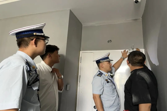 彭阳消防救援大队护航新店安全启航