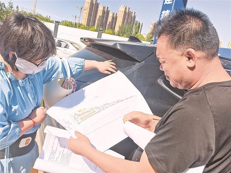 绿地规划被私自变更为停车场？ 居民存...