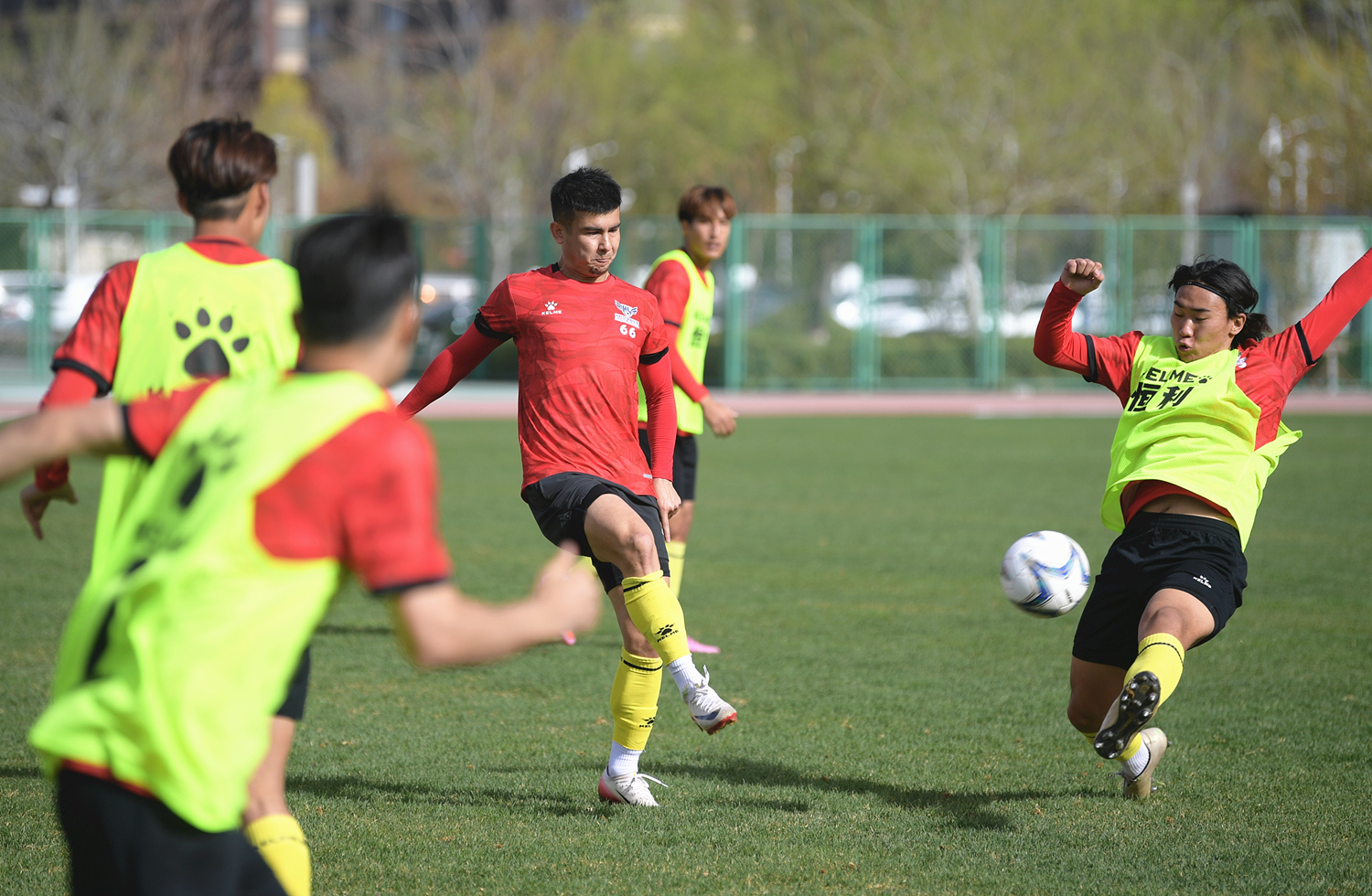 宁夏平罗恒利备战足协杯